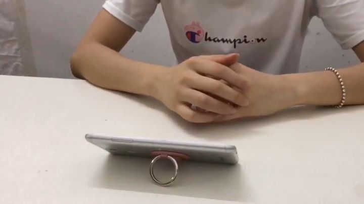 Iring%20Coobowe%20gi%C3%A1%20%C4%91%E1%BB%A1%20ring%20phone%20%E1%BB%91p%20l%C6%B0ng%20%C4%91i%E1%BB%87n%20tho%E1%BA%A1i%20tr%C3%B2n%20xoay%20th%E1%BB%9Di%20trang%20ch%E1%BB%91ng%20tr%C6%B0%E1%BB%A3t%20BELLA925%20-%20Image%201