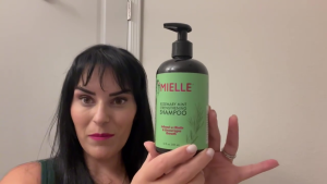 Mielle Hair Shampoo with Biotin & Aloe Vera Cleanses Strengthens Shampoo For All Hair Types Sulfate-Free 355ml