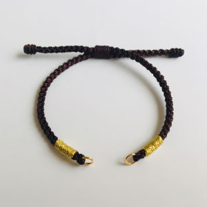 Couples Half Finished 3D Hard Gold Charm Bracelet: A Versatile Accessory