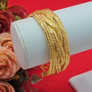 สร้อยข้อมือเลสทอง ลายสี่เสาสลับเกลียว ความยาว 7-8 นิ้ว ทำจากทองเหลือง ชุบทอง ใส่แทนของจริง งานสวย ใส่ได้หลายโอกาส