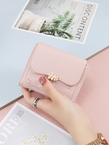 กระเป๋าสตางค์ผู้หญิงแบบสั้นแฟชั่นป้องกันแม่เหล็ก กระเป๋าใส่บัตรสองช่อง กระเป๋าสตางค์แบบสดชื่น ฤดูใบไม้ร่วง 2025 กระเป๋าสตางค์หนัง PU ลายพิมพ์