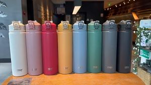 TYESO Thermal Tumbler Flask Water Bottle Vacuum Insulated Stainless Steel Coffee Car Cup 600ml/750ml Portable Straw Cup