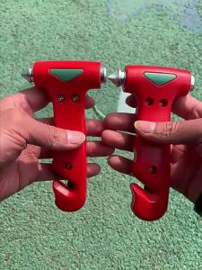 Búa An Toàn Khẩn Cấp Cho Ô Tô Với Chức Năng Cắt Dây An Toàn Và Phá Kính Chất Liệu ABS Dụng Cụ Thoát Hiểm Nhanh Chóng Để Cứu Hộ Và Sinh Tồn Trên Xe.