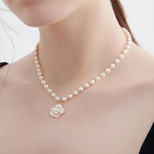 Camellia Pearl Necklace Female Niche Design Necklace 2023 New Light Luxury High-end Small Fragrance Collarbone Chain Choker