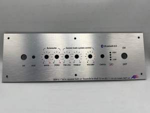 เพลทGem2.1 ไม่ย้ายสีเงิน (ช่อง5*23)วัตแบตเม็ดไฟ พร้อมเซาะหลังขนาดเพลททั้งหมด 9*27cm สวิตช์เปิดปิด 12มิล /Dc11 มิล