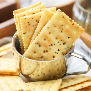XUNCUIJI | Black Truffle Ham Rye Sea Salt Flavored Snack Biscuit