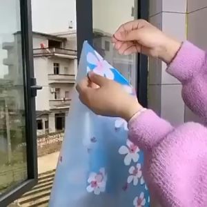 STIKER KACA PREMIUM LEBAR 60 CM X 5 METER HOLOGRAM SUNBLAST SANBLAST SANBLAS WALL WALLPEPER FILM SETIKER GLASS STIKER STICKER KACA SUNBLAST SANBLAST SANBLAS WALLPAPER WALL WALLPEPER FILM SETIKER GLASS CERMIN MOTIF HITAM BUREM BURAM BUNGA DAUN 3D