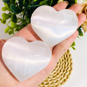 1pc 6-7cm Natural Radiant Selenite Heart Shape Great for Cleansing Self Healing Meditation Shinning Home Decor Pure Love & Tra