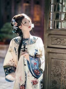 2024 Qing Dynasty Female Han Costume New Chinese Style Retro National Style Print Tops Palace Style Qing Dynasty Ancient Costume Horse-Face Skirt Suit