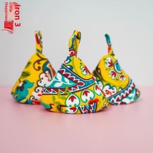 Random Color Anti-Scalding Hat Pair Kitchen Cooking Utensils Small Happiness Protection Tool for Cooking