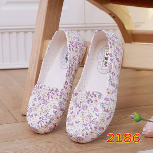 Summer Plastic Sandals Womens Flats Work Shoes Cut Out Casual Hole Shoes Beach Shoes Print Closed Toe Mom Shoes Soft
