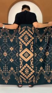 Sarung Tenun Wadimor Motif Bali & Sarung Batik Dewasa Katun Primis