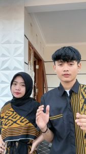 (Ready Stock) Maxxy Dress Kanaya Gold - Set Couple Tenun Kondangan - Couple Tenun Prewedding