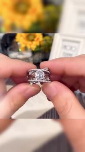 Huitan Luxury Wedding Rings for Women Fancy Cross Design Inlaid Shiny CZ Stone Fashion Versatile Female Finger-ring Gift Jewelry