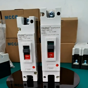 12V 24V 48V 300A 400A 500A 600A DC Circuit Breaker High Power Air Switch Molded Case Circuit Breaker Solar Battery Protector