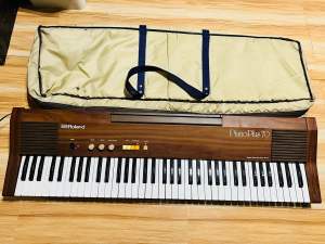 Affordable Roland HP-70 Piano Plus 70 with case 😍👌🏻