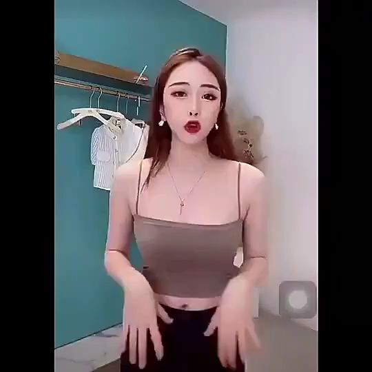 Lucky 8686 บราสายเดี่ยว เสื้อชั้น 8686 มีฟองน้ำ ครึ่งตัว/เต็มตัว