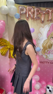 (1เเถม1) ครีม โลชั่นสูตร ไฮยาเร่ง ผิวสวยเนียน Pretty Girl C&E Serum พริตตี้เกิล์ล ซีแอนด์อีเซรั่ม 300 กรัม