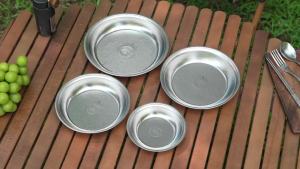 Boundless Voyage | Boundless Voyage Titanium Plate Round Dinner Plate Reusable Metal Plate Lightweight Tableware for Kitchen Camping Picnic