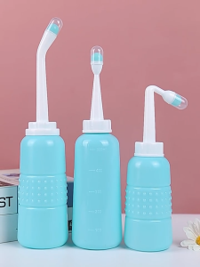 ที่ฉีดชำระพกพา 500ml หัวฉีดคู่ Travel Bidet ล้างก้นเด็ก ฉีดก้นพกพา ใช้ง่าย เดินทางสะดวก พร้อมส่ง