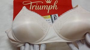 Áo Ngực TRIUMPH Không Gọng - Mút Mỏng - Phối Ren Form & Beauty 052 HP 11-496