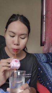 หลอดน้ำสำหรับเด็ก ของเล่นน้ำของเล่นน้ำเสียงสนุกชุด หลอดสำหรับเด็กหลอดใช้ซ้ำได้น่ารักพร้อมเสียงสำหรับงานเลี้ยงวันเกิดและขวดนมปาร์ตี้โ