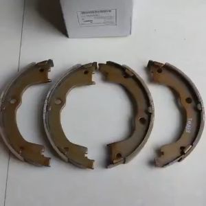 Bố thắng tay Chevrolet Captiva 2006 - 2012 chính hãng