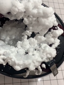 Helmet foam disinfecting spray deodorizer helmet freshener and deodorant helmet spray