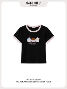 เสื้อยืดคอกลมผ้าฟองน้ำลายสีดำ ทรงเข้ารูป แขนสั้น ปักลายตัวอักษร ทรงเข้ารูป ทรงเข้ารูป แขนสั้น คอกลม แฟชั่นฤดูร้อน