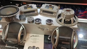 ☆ราคาพิเศษ☆ Bostwick LAX-K2 แยกชิ้น 6.5" 2ทาง ตัว Top เสียงกลางชัด อลังการ มิดเบสมาเต็ม เสียงแหลมชัดและนุ่มนวลไม่บาดหู