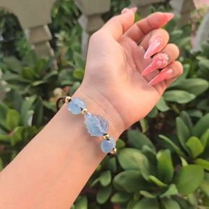 Vòng tay cỏ 4 lá hồ ly chúa túi tiền Aquamarine chất vừa xanh vừa trong dây cáp cho mệnh Thủy và Mộc - Phong Thủy TUDO