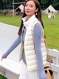 New 2026 Women Women Ultra Light Down Vests Slim Sleeveless Jacket Portable Girl Lightweight Windproof Waistcoat