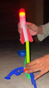 Mainan Roket Luncur Pijakan Kaki / Rocket Terbang / Stepping Rocket Launcer