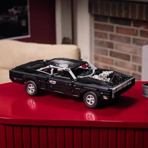 LEGO Technic 42231 Fast and Furious Dodge Charger R/T Car (1516 Pieces)