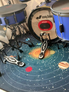 พื้นรองกลองไฟฟ้าแบบหนาป้องกันการสไลด์ พื้นรองกลองแบบพิเศษสำหรับจั๊สที่ใช้ในบ้าน พื้นรองกลองแบบทนทานต่อการสึกหรอ