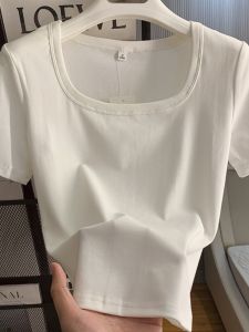 เสื้อยืดคอกว้างแขนสั้นผ้าฝ้ายแท้ทรงเข้ารูปสำหรับผู้หญิงในช่วงฤดูร้อน สไตล์ใหม่ สีขาว เสื้อเชิ้ตทรงเข้ารูปเอวเข้ารูป