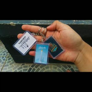 GANTUNGAN KUNCI JAKARTA / Oleh-oleh Khas Jakarta / 2 Sisi / PREMIUM