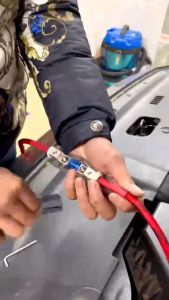 Cầu chì vuông phù thủy âm thanh cường fyp review hàng xịn loại 60a 12v hàng tiêu chuẩn quốc tế chất lượng cao giá tốt