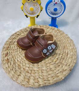 sepatu anak (motif bola) umur 1-3thn kode bt085