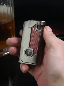 Hộp Quẹt Bật Lửa Gas Jobon BCZ-795 Khò 3 Tia Cực Mạnh  Nhìn Rõ Lượng Gas Tích Hợp Kệ Gác và Đục Tiện Lợi - Nhiều Màu (KHÔNG CÓ SẴN GAS)