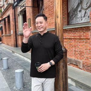 Loose Fit Long Sleeve T-Shirt for Men Mid-Aged And Elderly Chinese Style Casual Top with Button Decoration Standard Edition