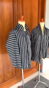 Baju surjan lurik abu pria Baju lurik adat jawa Surjan lurik pria dewasa Kebaya lurik kutubaru