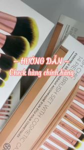 Bộ cọ trang điểm Bh Cosmetics chic 14 cây kèm ví đựng