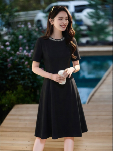 Misoshine | Hand-beaded Hepburn Style Fitted A-line Slimming Little Black Dress