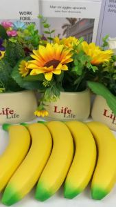 Potdemiel | Realistic banana squishy toy soft rubber stress relief toy silent slow rebound office stress relief tool adult gift