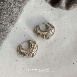 Sunny Zoo Mechanical Heart Silver Hollow out Irregular Fashionable Heavy Texture Earrings Elegant Geometric Womens Jewelry