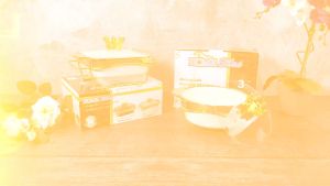 HOME LINE Deluxe Casserole White Gold dengan Rak Stainless Chrome Gold