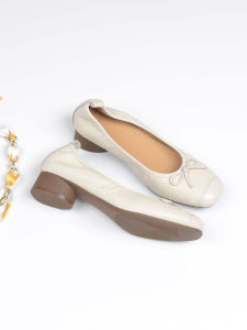 Soft Bottom Bow Detail Flat Shallow Mouth Round Toe Pumps Leather