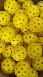 Bola Pickleball Set Isi 4 40 Holes Outdoor Kuning