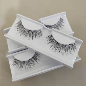 bulu mata lusinan  (12pasang) free mika kode .03